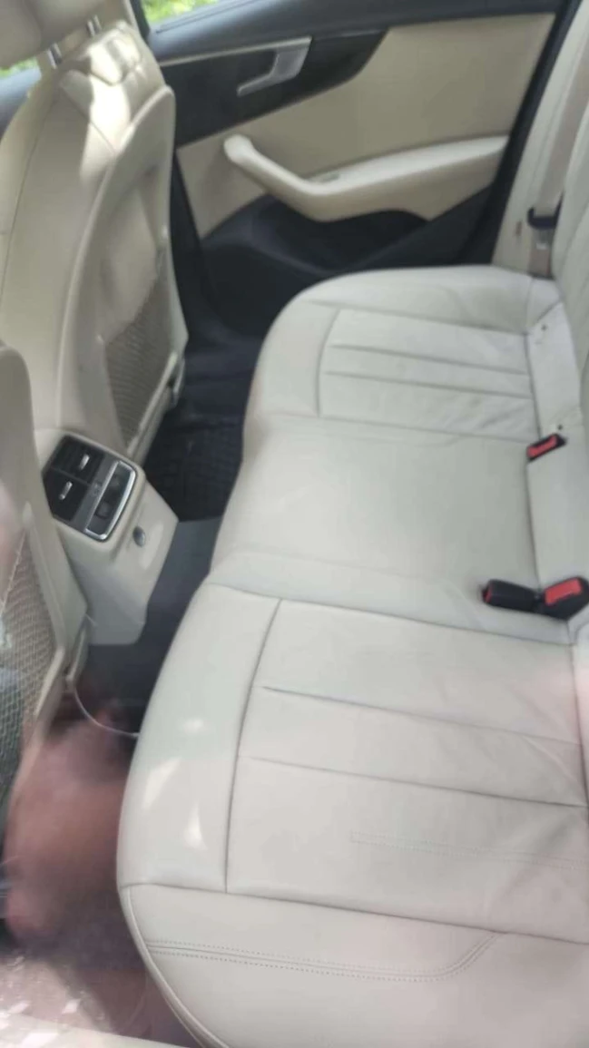 Audi A4 30 TFSI Premium Plus thumbnail 7