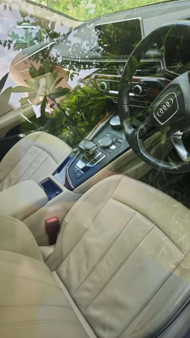 Audi A4 30 TFSI Premium Plus thumbnail 5
