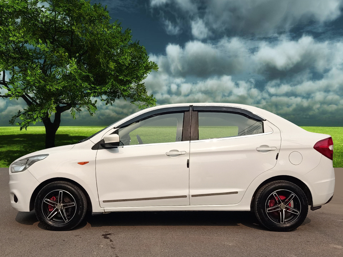 Ford Figo thumbnail 4