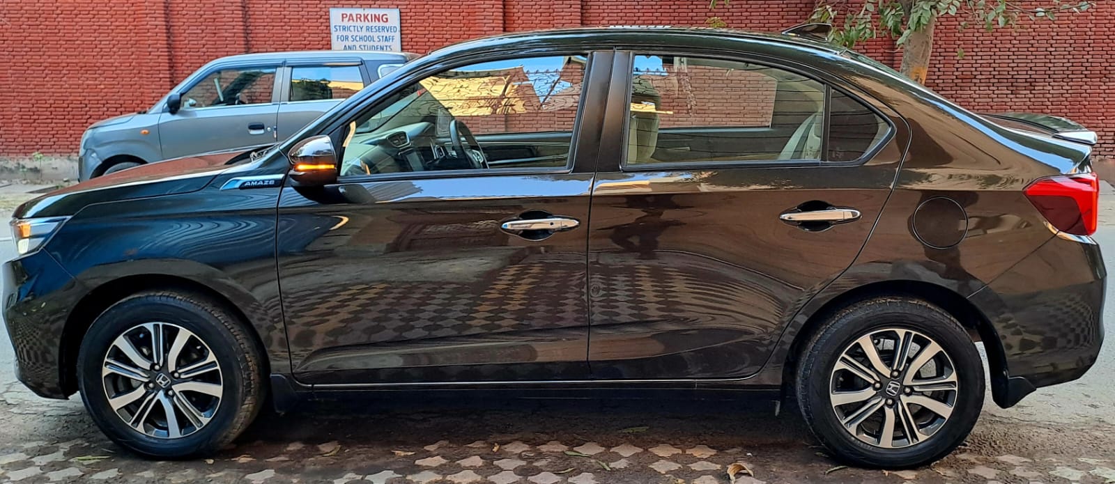 Honda Amaze thumbnail 3