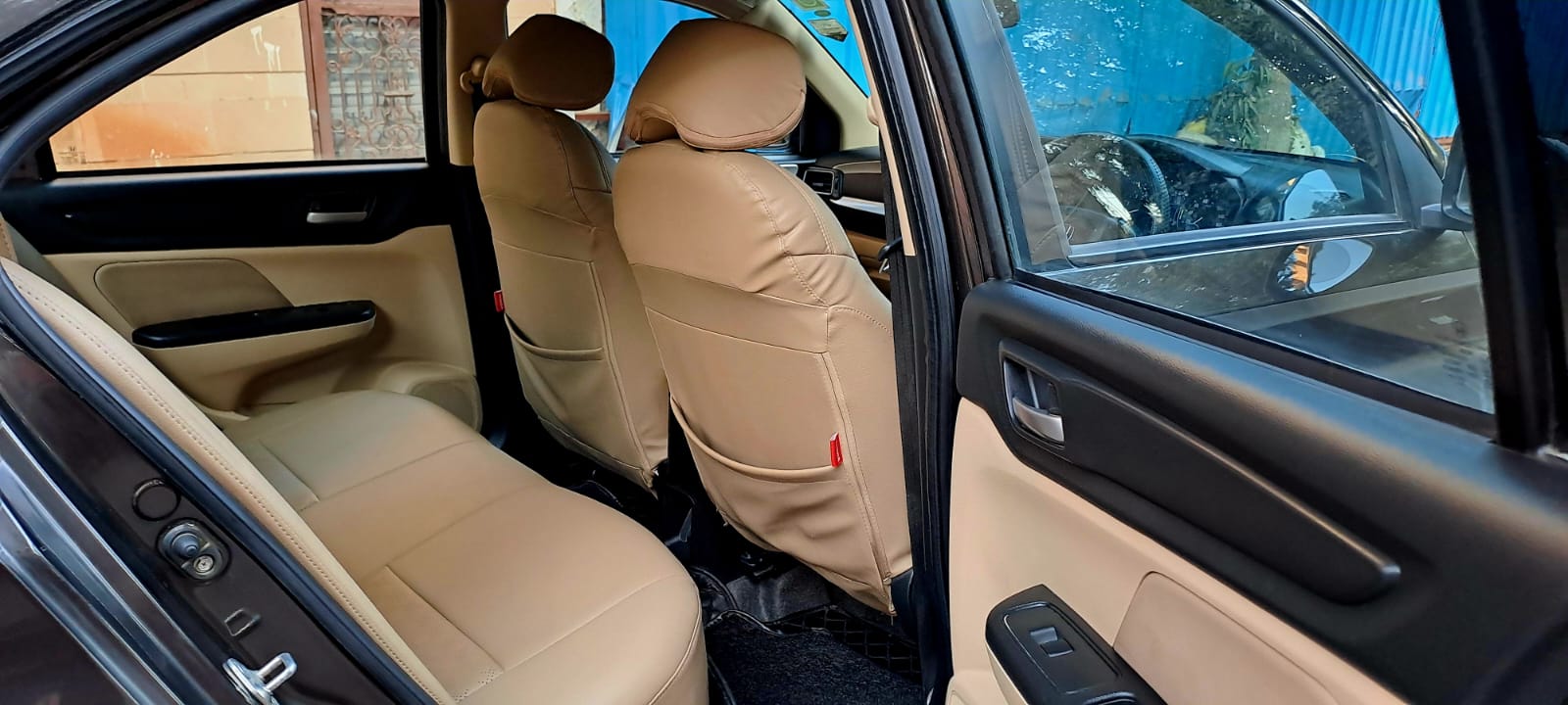 Honda Amaze thumbnail 4