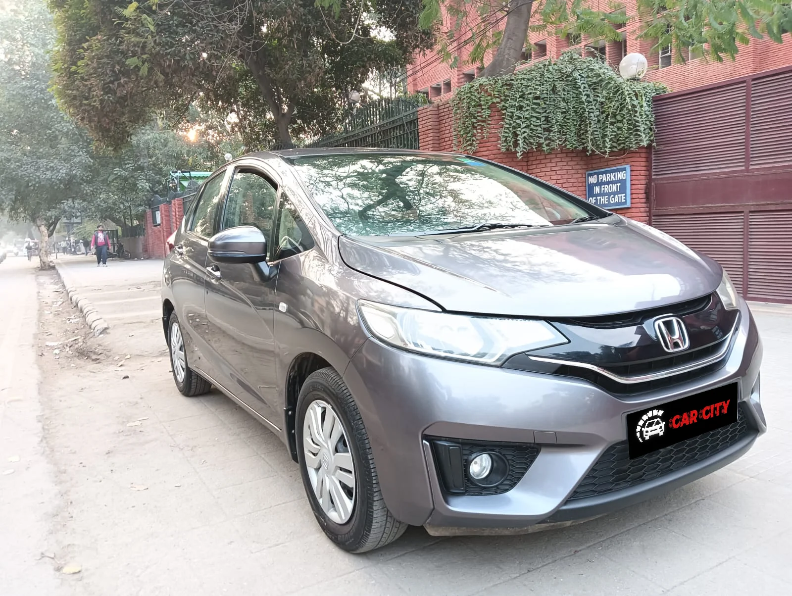 Honda Jazz Sv thumbnail 4