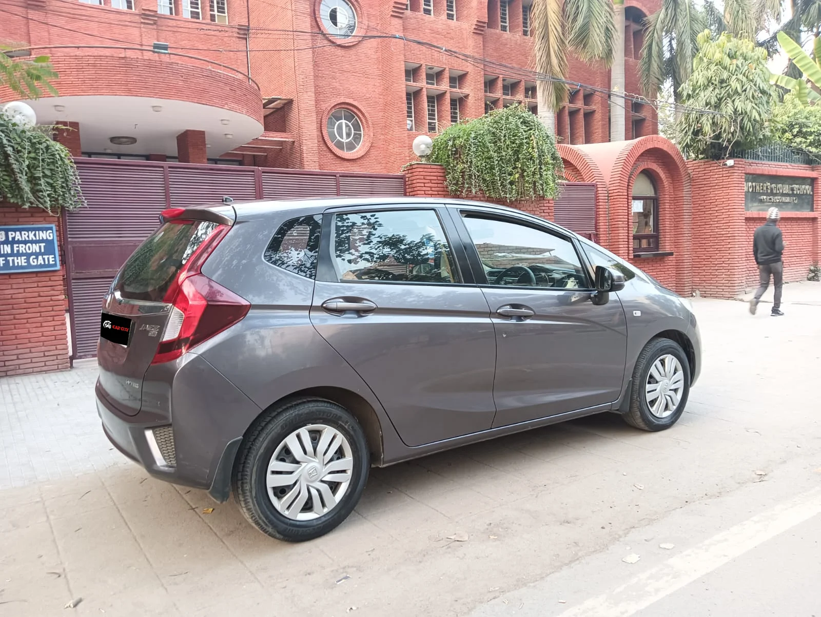Honda Jazz Sv thumbnail 8