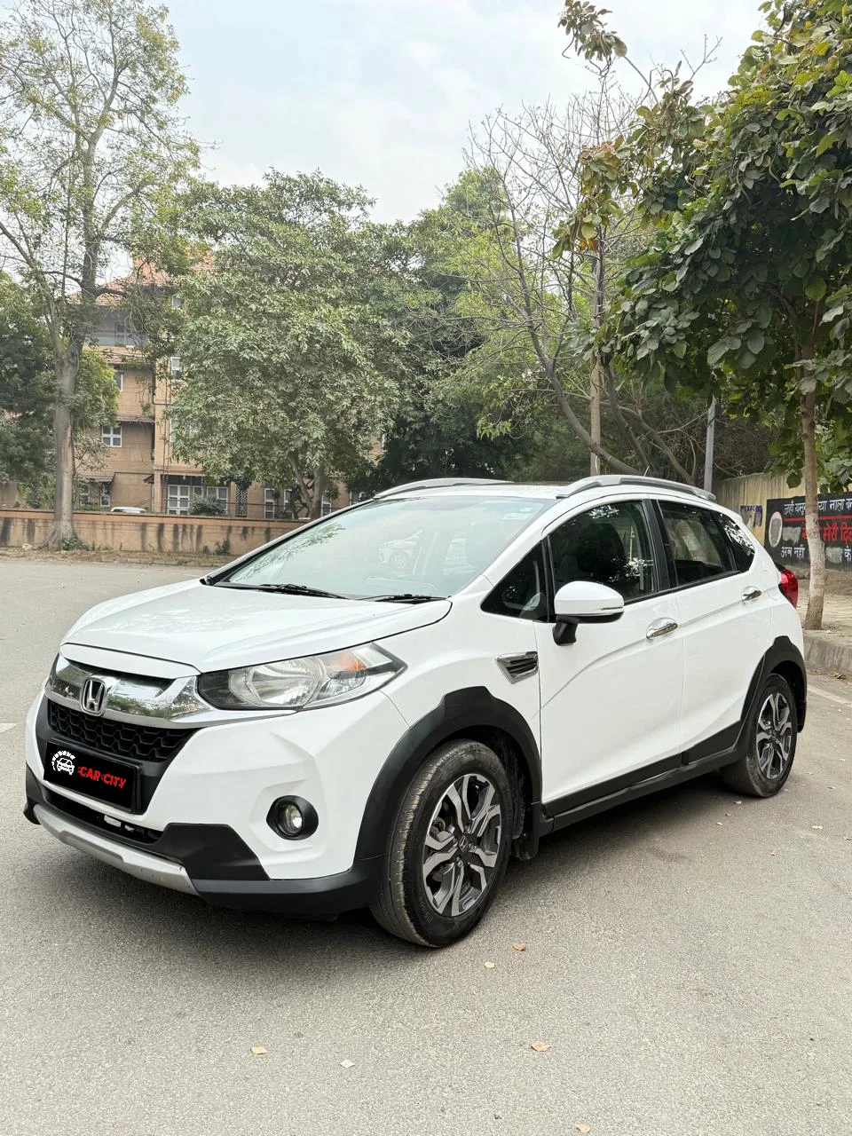 Honda WRV thumbnail 2