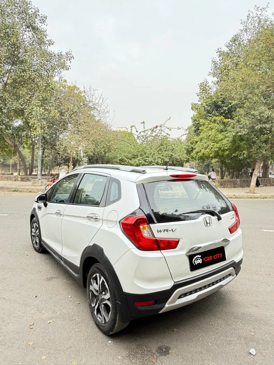 Honda WRV thumbnail 3