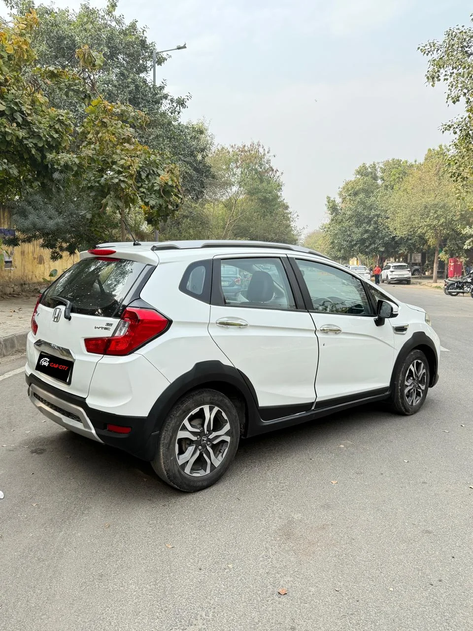 Honda WRV thumbnail 5