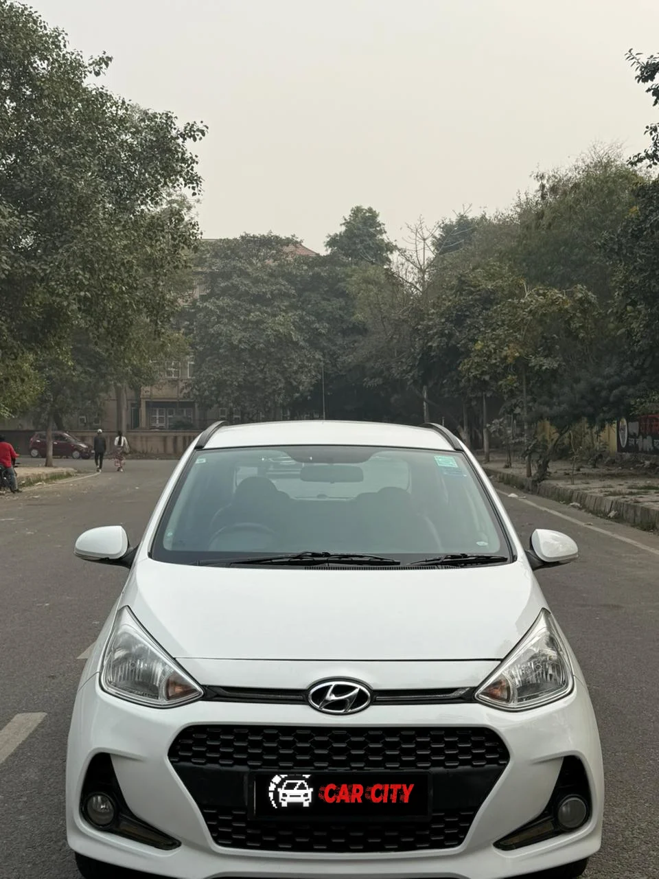 Hyundai 10 Grand Sportz thumbnail 2