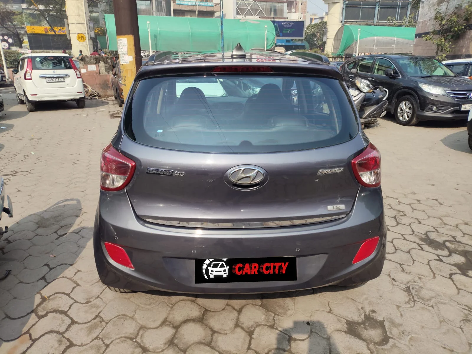 Hyundai i10 Grand thumbnail 4