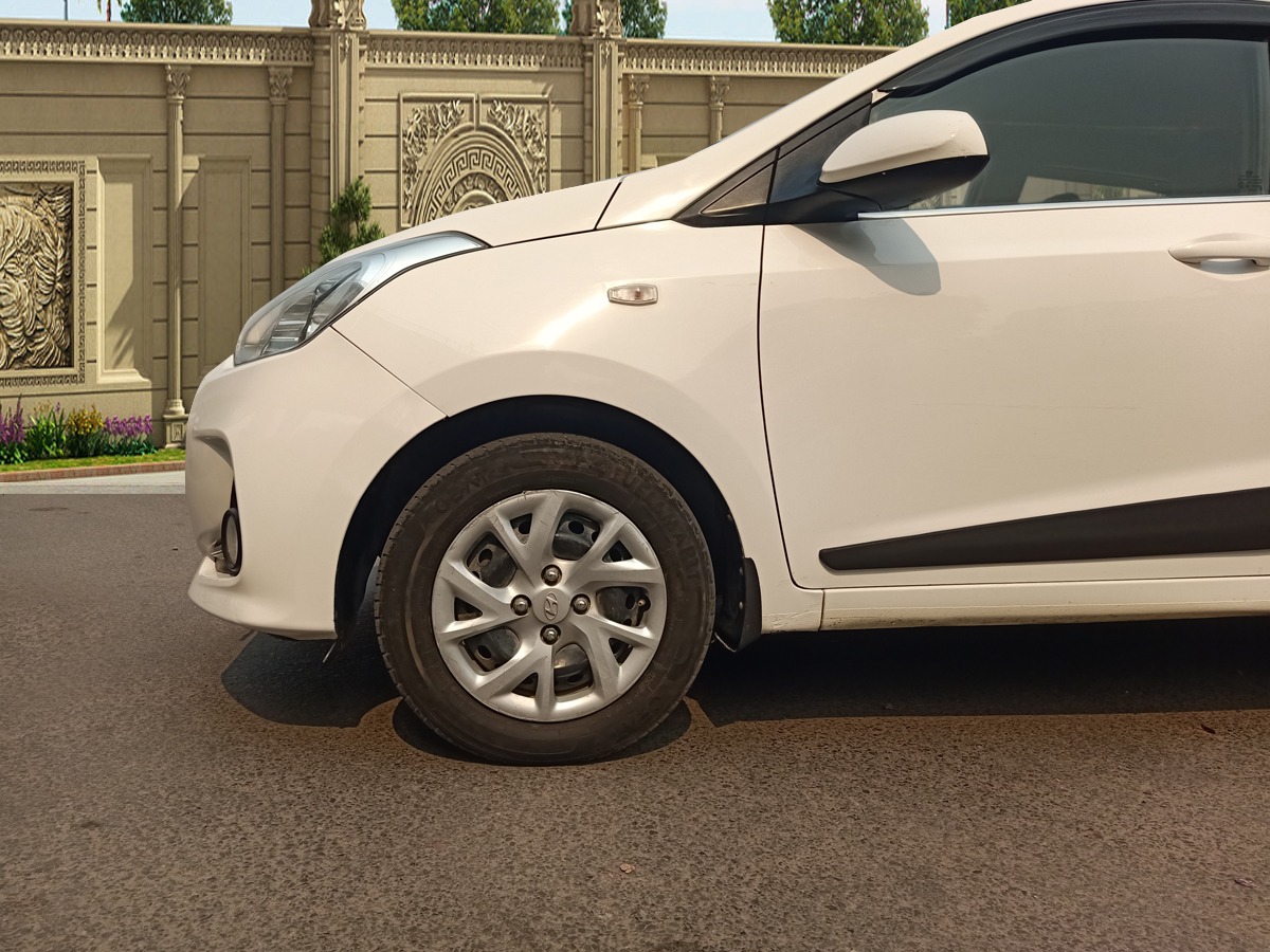 Hyundai i10 Grand Sports thumbnail 3