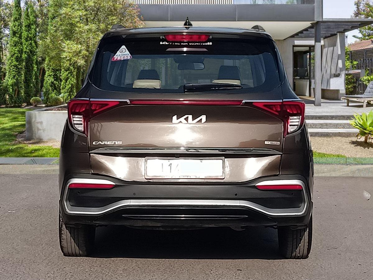 Kia Carens thumbnail 3