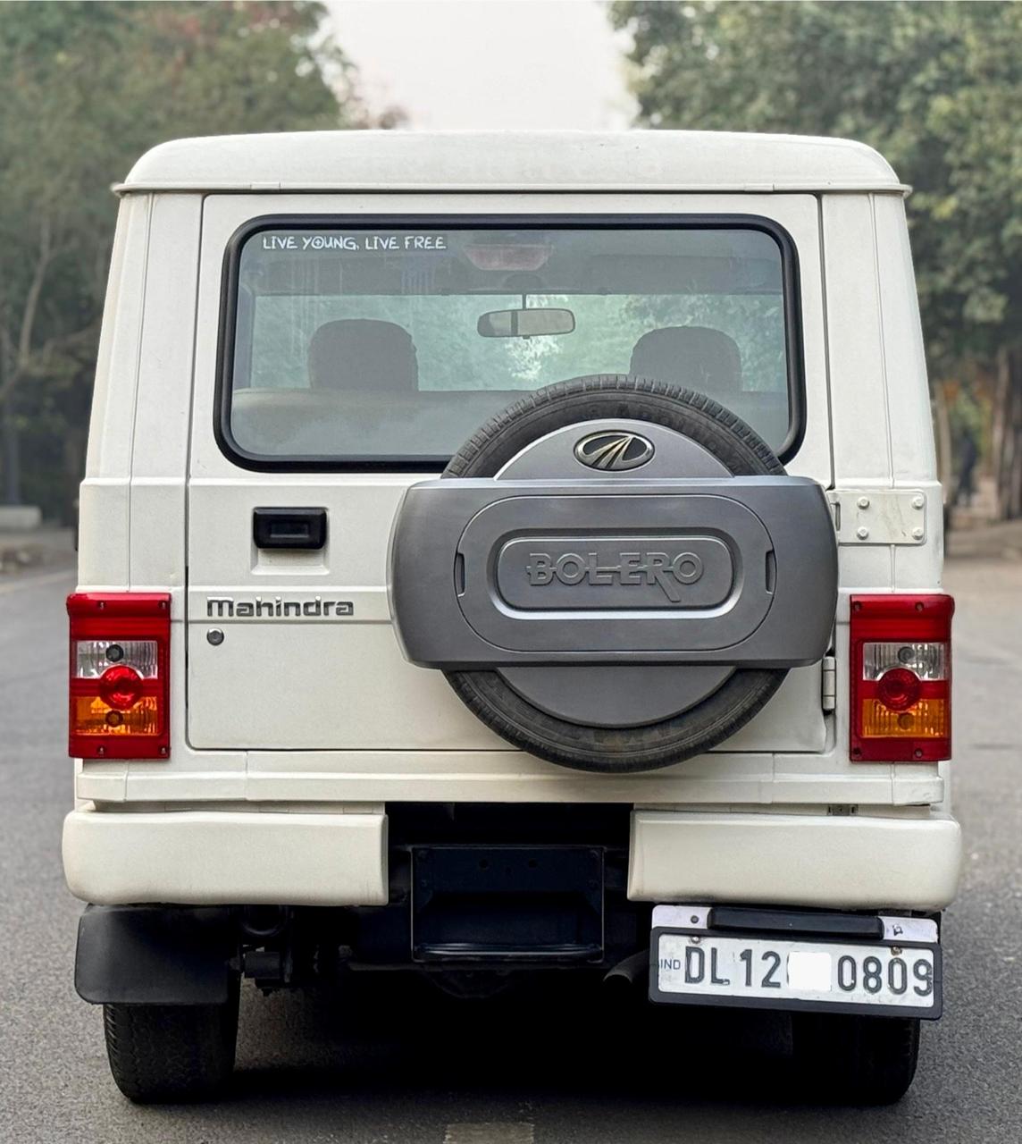 Mahindra Bolero Sle thumbnail 4