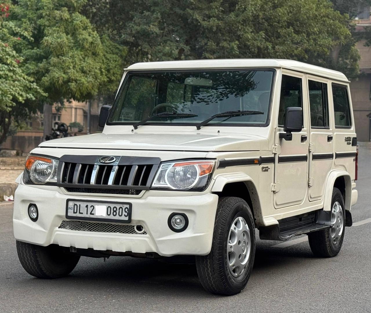 Mahindra Bolero Sle thumbnail 8
