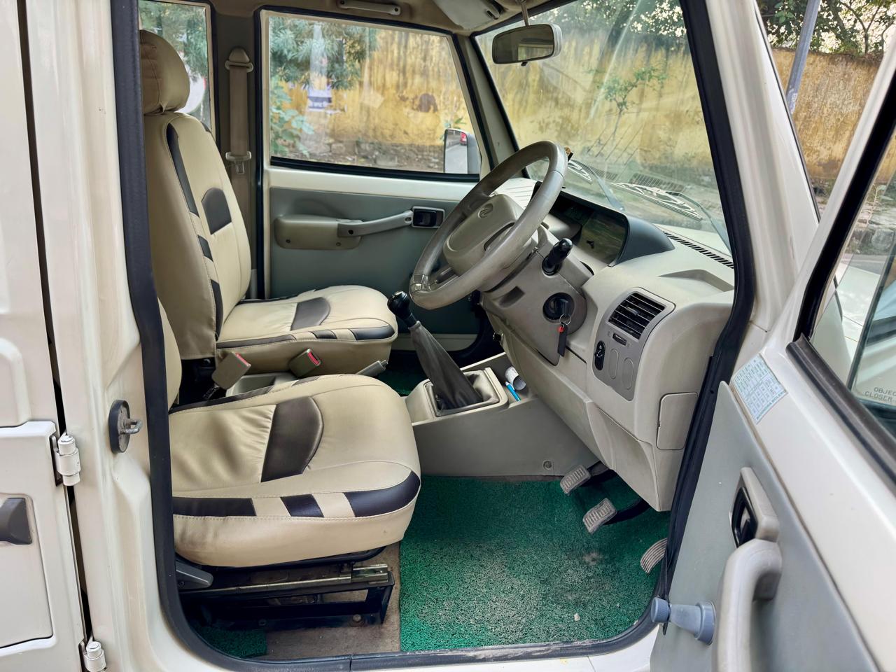 Mahindra Bolero Sle thumbnail 9