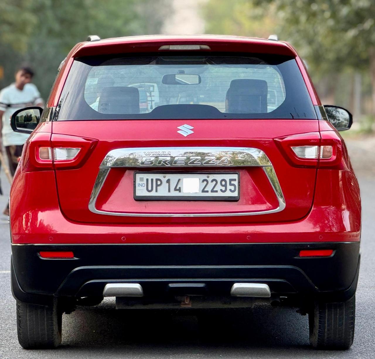Maruti Breeza Vxi thumbnail 7