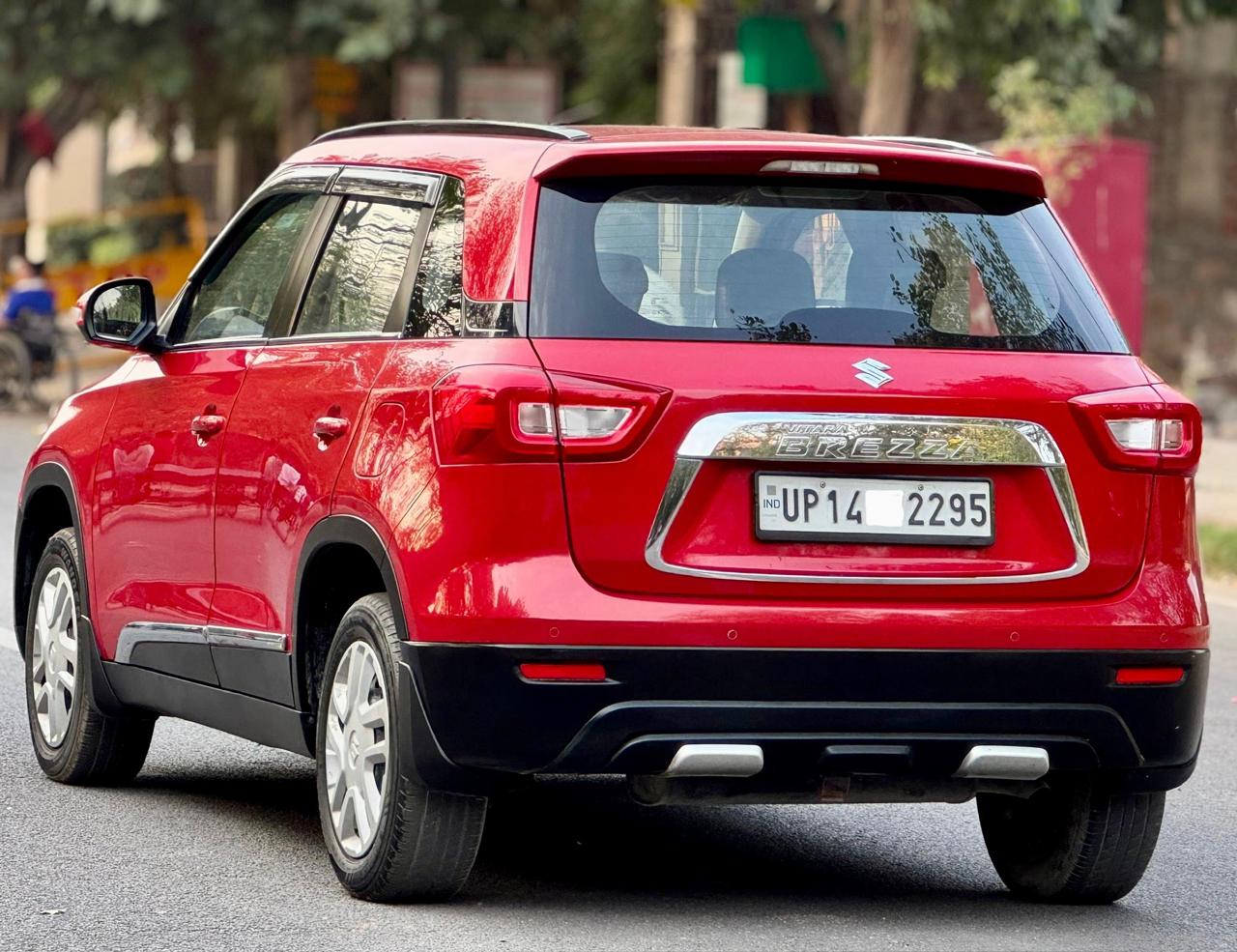 Maruti Breeza Vxi thumbnail 8