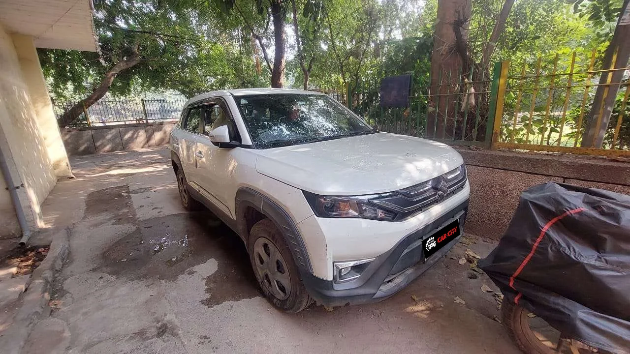 Maruti Brezza LXI thumbnail 4