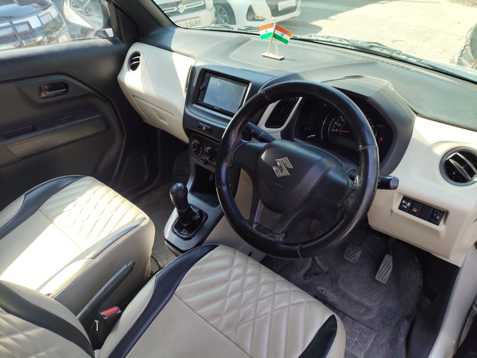 Maruti Wagon R Lxi thumbnail 6