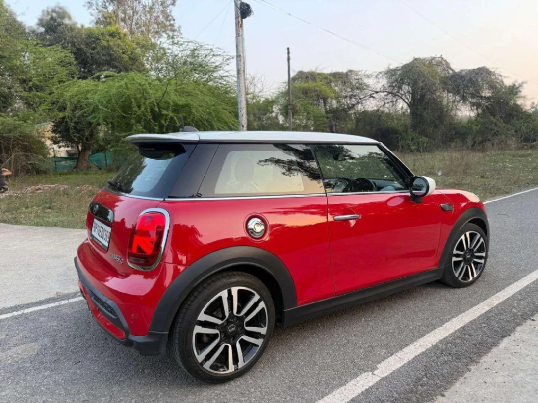Mini Cooper S thumbnail 4