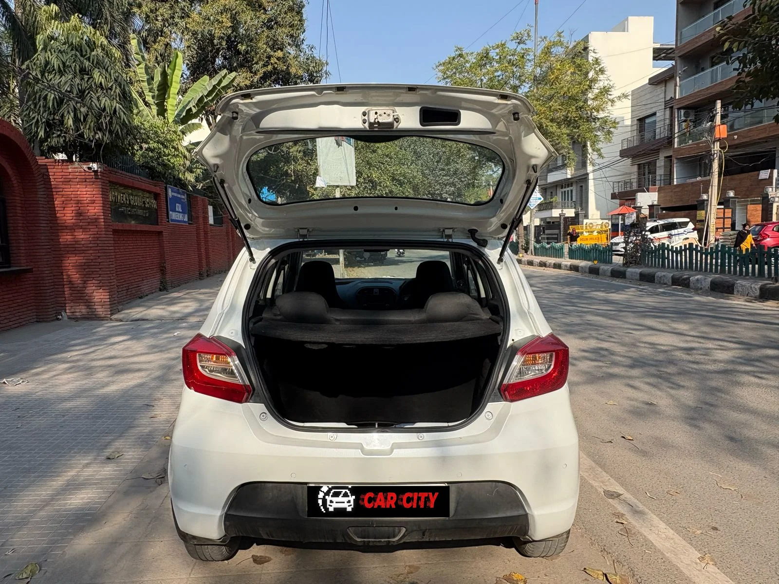 Tata Tiago XT thumbnail 7